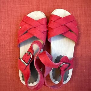 Hanna Andersson Red Suede Kids Sandals NEW